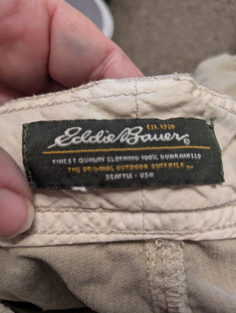 Eddie Bauer Mercer Fit Tan Cargo Shorts Women‎ Size 6